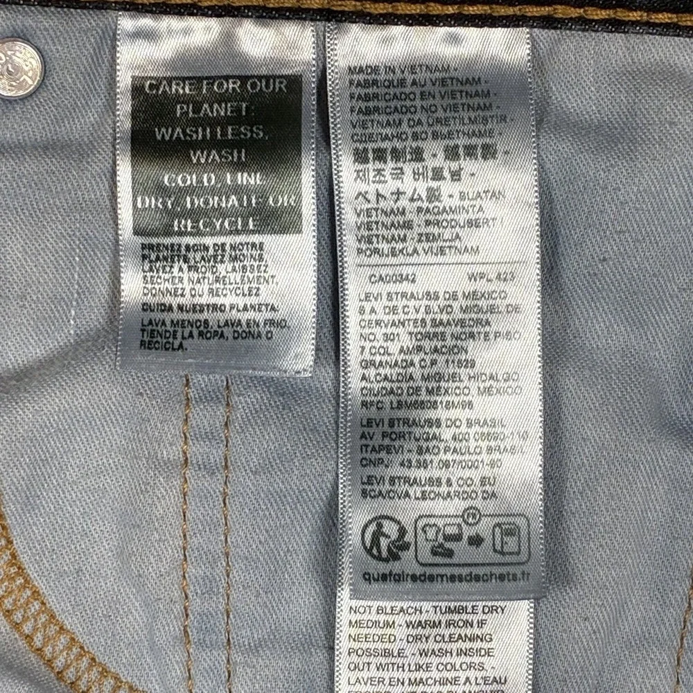 Levi's 512 Slim Taper Mens 38x30 28 actual Dark Wash Casual Indie Grunge Casual